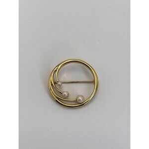 Monet Vintage Gold Tone Faux Pearl Circle Brooch Pin Signed